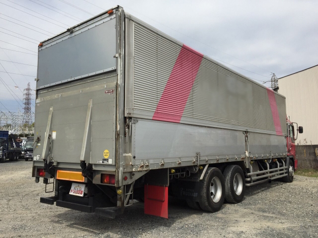 日野プロフィアアルミウイング大型（10t）[写真02]