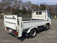 トヨタトヨエース平ボディ小型（2t・3t）[写真02]