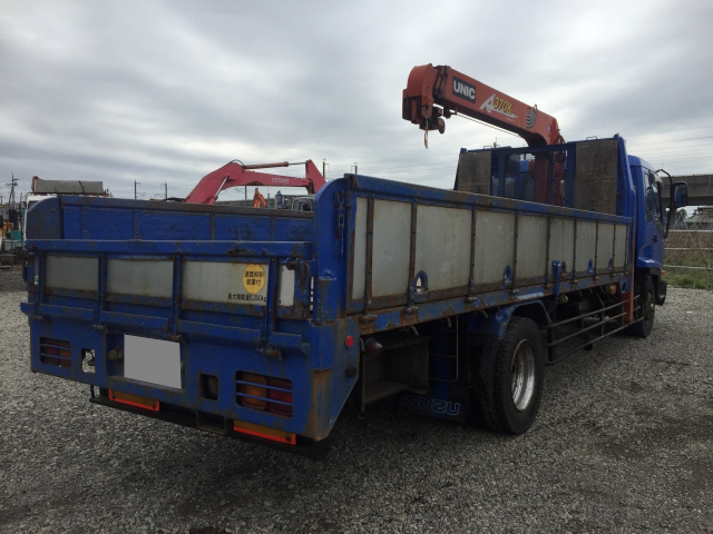 いすゞフォワードセルフクレーン3段増トン（6t・8t）[写真02]