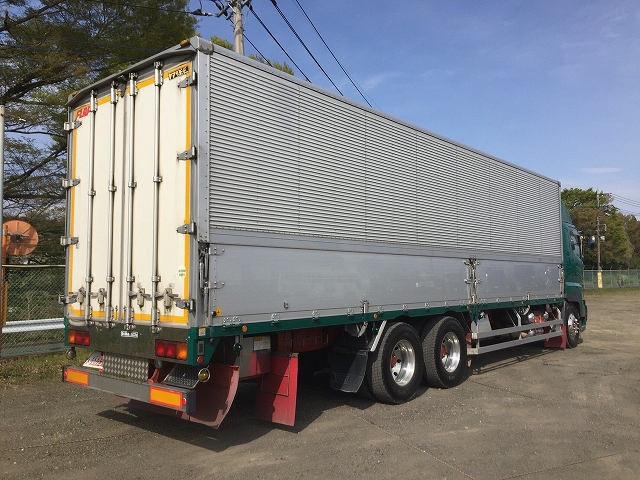 日野プロフィアアルミウイング大型（10t）[写真02]