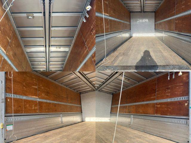 いすゞフォワードアルミウイング中型（4t）[写真14]