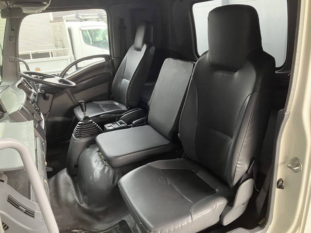 いすゞフォワードアルミウイング中型（4t）[写真29]