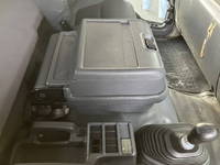 いすゞフォワードアルミウイング中型（4t）[写真38]