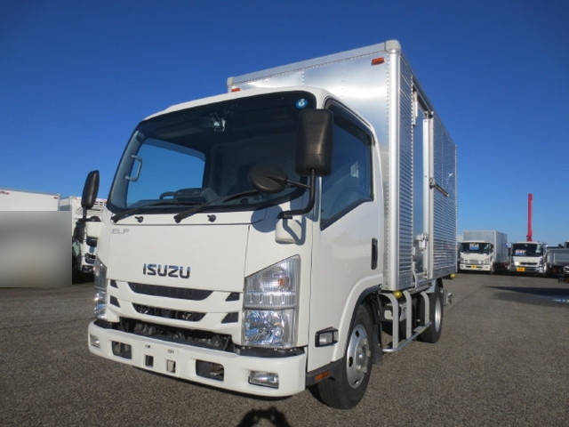 いすゞエルフアルミバン小型（2t・3t）[写真03]