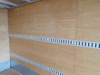 いすゞエルフアルミバン小型（2t・3t）[写真13]