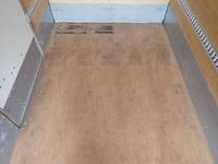 いすゞエルフアルミバン小型（2t・3t）[写真14]