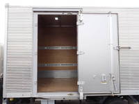 いすゞエルフアルミバン小型（2t・3t）[写真15]