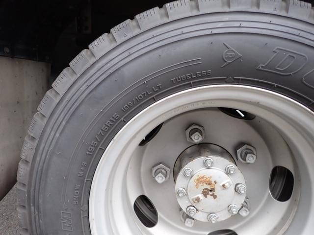 いすゞエルフアルミバン小型（2t・3t）[写真18]