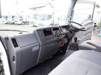 いすゞエルフアルミバン小型（2t・3t）[写真32]