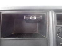 いすゞエルフアルミバン小型（2t・3t）[写真36]