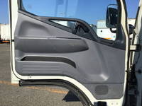 三菱ふそうキャンタークレーン3段小型（2t・3t）[写真29]