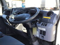 三菱ふそうキャンタークレーン3段小型（2t・3t）[写真35]