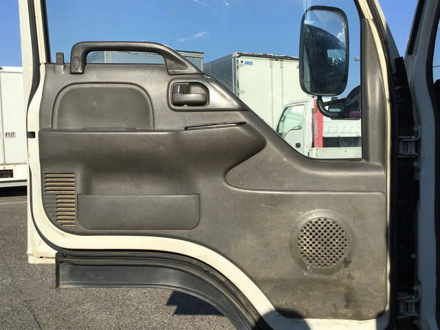 いすゞエルフローダーダンプ小型（2t・3t）[写真24]