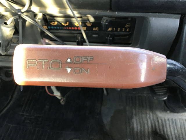 いすゞエルフローダーダンプ小型（2t・3t）[写真35]