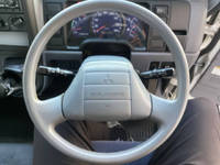 三菱ふそうキャンター平ボディ小型（2t・3t）[写真30]