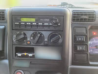 三菱ふそうキャンター平ボディ小型（2t・3t）[写真33]