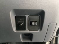 三菱ふそうキャンター平ボディ小型（2t・3t）[写真34]