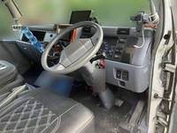 三菱ふそうキャンタークレーン6段小型（2t・3t）[写真29]