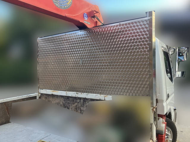 三菱ふそうキャンタークレーン6段小型（2t・3t）[写真09]