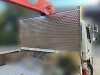 三菱ふそうキャンタークレーン6段小型（2t・3t）[写真09]