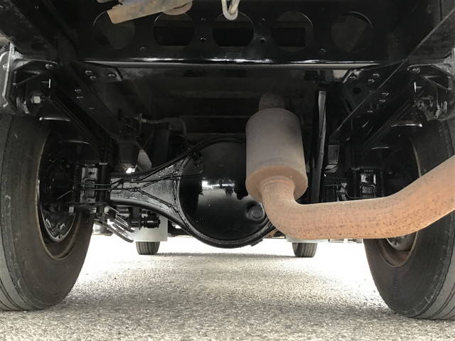 いすゞエルフヒアブクレーン小型（2t・3t）[写真24]