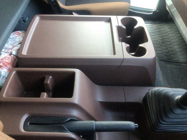 日野レンジャーアルミウイング中型（4t）[写真30]