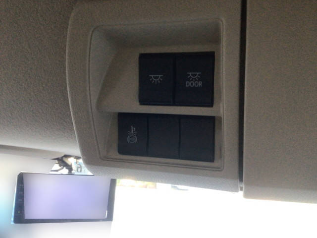 日野レンジャーアルミウイング中型（4t）[写真37]