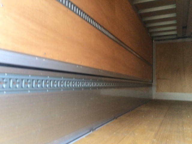 日野レンジャーアルミウイング中型（4t）[写真08]