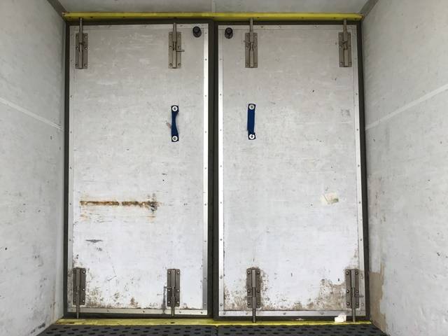 日野デュトロ冷凍車（冷蔵車）小型（2t・3t）[写真18]