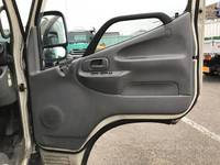 日野デュトロ冷凍車（冷蔵車）小型（2t・3t）[写真31]