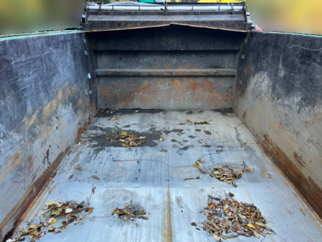 日野プロフィアコンテナ専用車大型（10t）[写真12]