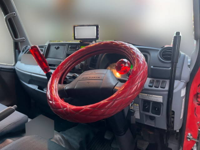 三菱ふそうキャンターダンプ小型（2t・3t）[写真32]