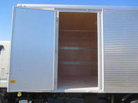 三菱ふそうキャンターアルミバン小型（2t・3t）[写真10]