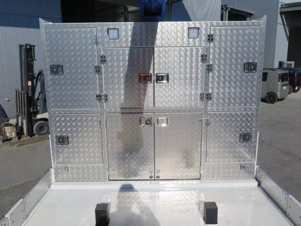 日野プロフィアセルフクレーン4段大型（10t）[写真13]