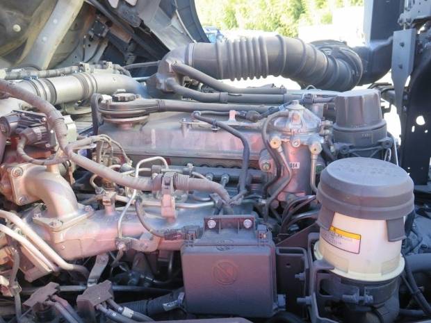 日野プロフィアセルフクレーン4段大型（10t）[写真23]