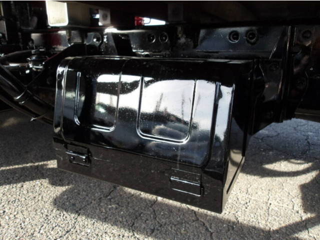 いすゞエルフクレーン5段小型（2t・3t）[写真28]