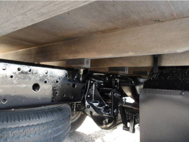 いすゞエルフクレーン5段小型（2t・3t）[写真31]