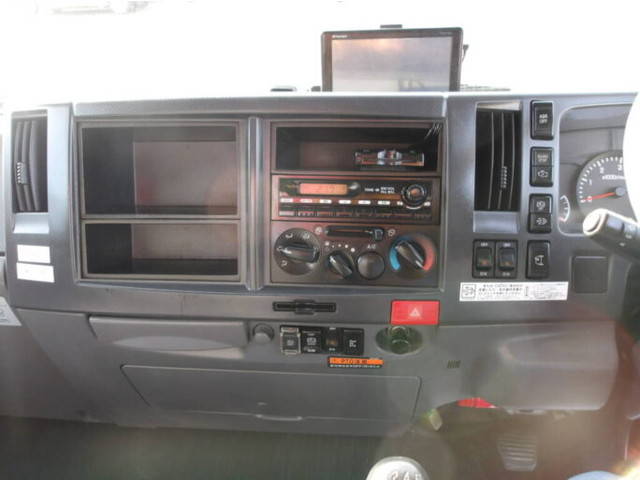 いすゞエルフクレーン5段小型（2t・3t）[写真35]