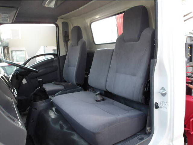 いすゞエルフクレーン5段小型（2t・3t）[写真39]