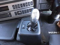 日野プロフィアトレーラーヘッド（トラクターヘッド）大型（10t）[写真14]