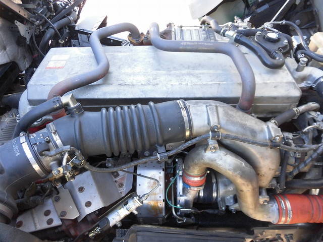 日野プロフィアトレーラーヘッド（トラクターヘッド）大型（10t）[写真19]