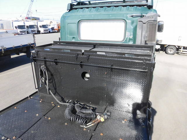 日野プロフィアトレーラーヘッド（トラクターヘッド）大型（10t）[写真25]