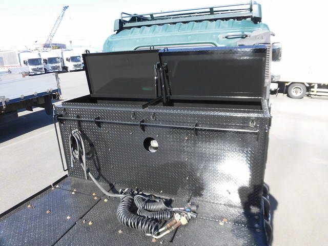 日野プロフィアトレーラーヘッド（トラクターヘッド）大型（10t）[写真26]