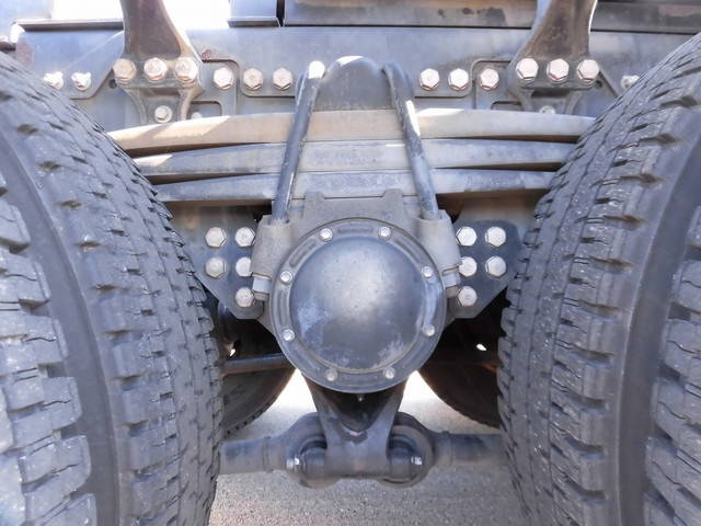 日野プロフィアトレーラーヘッド（トラクターヘッド）大型（10t）[写真08]