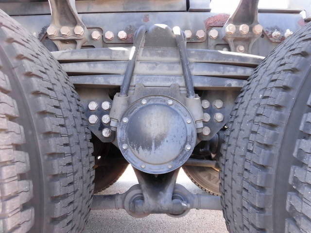 日野プロフィアトレーラーヘッド（トラクターヘッド）大型（10t）[写真09]