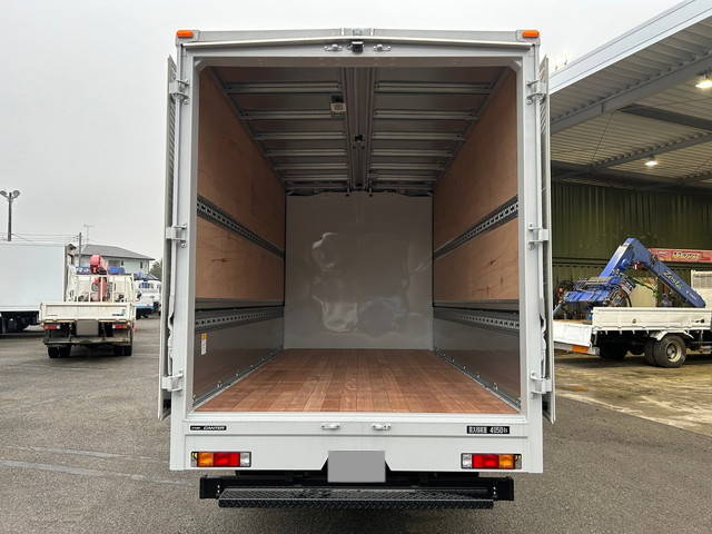 三菱ふそうキャンターアルミウイング小型（2t・3t）[写真10]