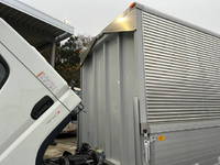 三菱ふそうキャンターアルミウイング小型（2t・3t）[写真21]