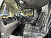 三菱ふそうキャンターアルミウイング小型（2t・3t）[写真35]