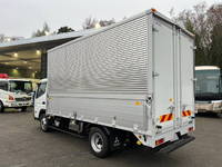 三菱ふそうキャンターアルミウイング小型（2t・3t）[写真04]