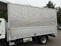 三菱ふそうキャンターアルミウイング小型（2t・3t）[写真09]